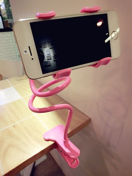 

custom Fashion brand designer product mobile phone holder 997
