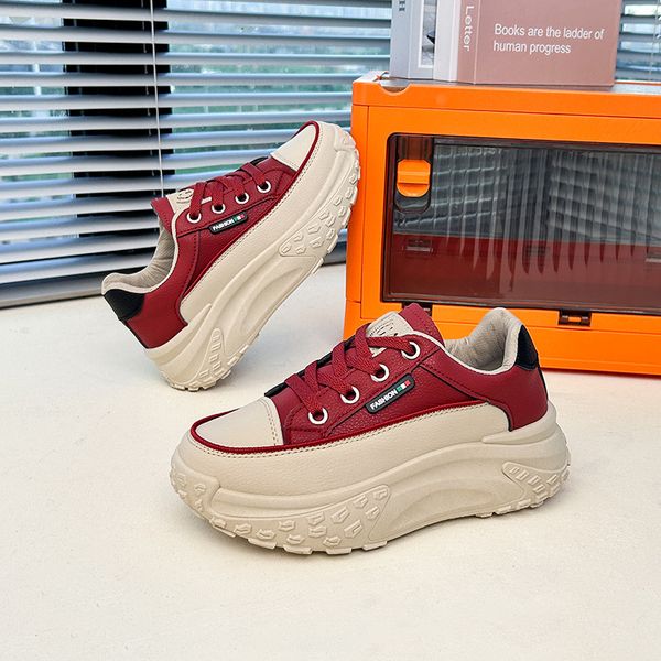 

Pop shoes female 2024 autumn new Korean version of the hundred students thick bottom board shoes female casual shoes breathable women's shoes, White