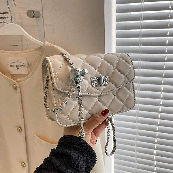 

Fashion Classic Bag Designer 10a Top Nikiduncks Woman Handbagevening Bags Ling For Womens And Summer 2024 New Style Fashionable Highend Purse Beach Bag, Beige trumpet