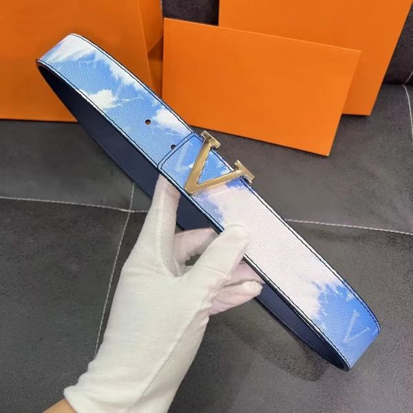 

Initiales L Buckle Reversible Belt Designer bag T-shirt Mens Leather Womens Suitable for various luxury brands shoes spider hoodie wallet sneakers sunglasses, No1