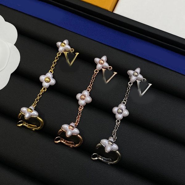 

Elegant Ear Clip Designer Pearl Flower Letter Chain Earrings Gold Silver Plated Stainless Steel Ear Stud Fashion Jewerlry Wedding Party Gift High Quality Wholesale