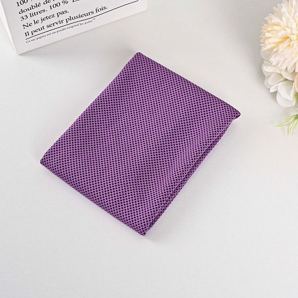 

Portable Quick-Dry Sports Towel Ideal for Hot Weather Workouts & Leisure, Blue