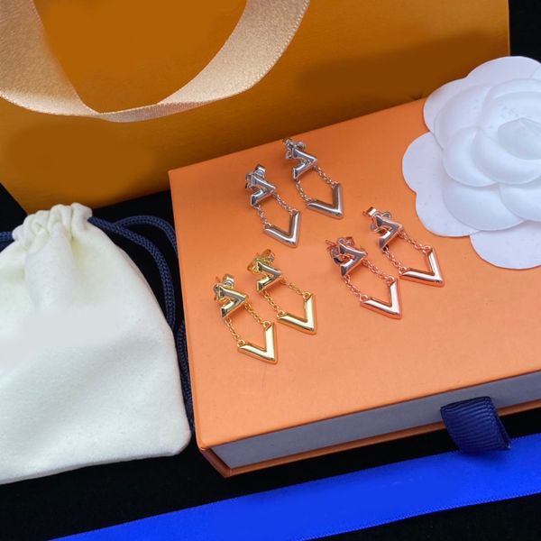 

Elegant Hoop Earrings Luxury Designer Letter V Ear Drop Dangle Gold Silver Plated Stainless Steel Ear Stud Fashion Women Jewerlry Wedding Party Gift High Quality