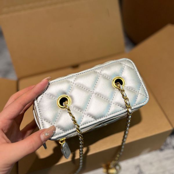 

Designer bag Makeup Bag Crossbody Bag Small Vanity With Chain quality leather Crossbody Bag saddle bag luxurysHandbags Diamond Lattice Golden Ball 17m 10m, Cream