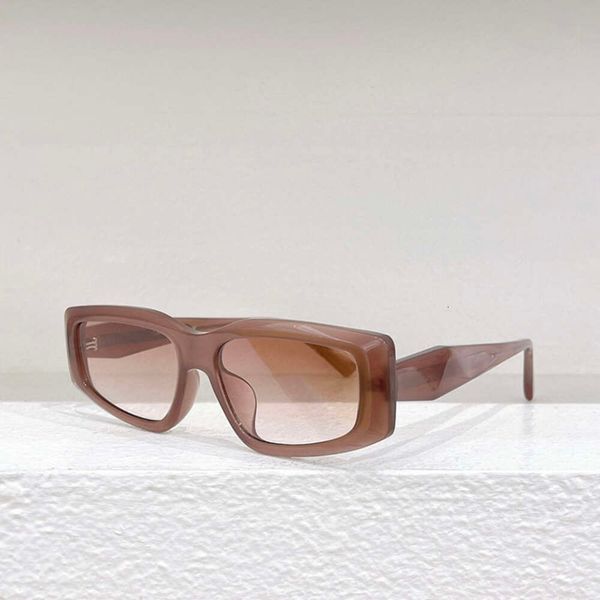 

2024 Women Fashion Retro Classics Designer Rectangle Frame Sunglasse Punk Style Outdoor Popular Shades