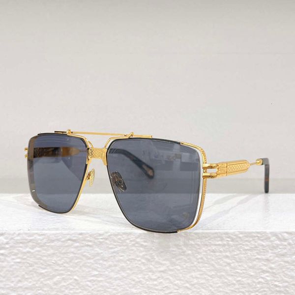 

2024 Oversized Square Sunglasses Fashion Men Women Gradient Shades Eyewear Vintage Trendy Popular UV400 Eyeglasses