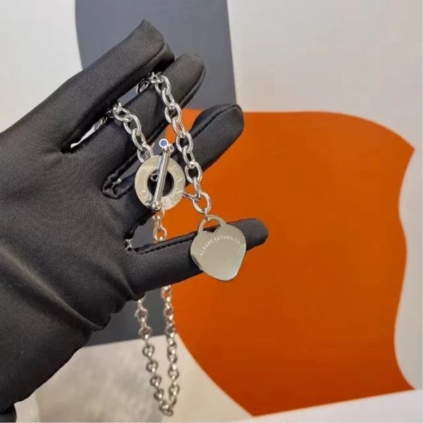 

Bracelet Designer Multiple Heart Bracelets for Women Stainless Steel Couple Strands Chain on Hand Jewelry Gifts Accessories Wholesale s