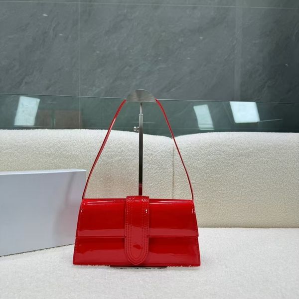 

Patent Leather Bag Bucket High Quality Chain Shoulder Fashion Crossbody Women Bags New Designer Brown Purses Handbags, Black1