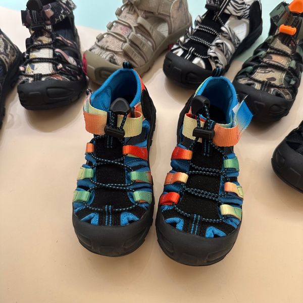 

outdoor kids name brand Baotou hollow sandals colorful simple children casual shoes, Multi-color