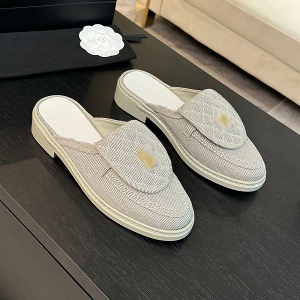 

Designer Ladies Clamshell Rhomboid Jean Semi-Tow Loafers Metal Buckle Embellished Classic Round Toe Outdoor Casual Shoes With Dust Bag 35-42, Grey