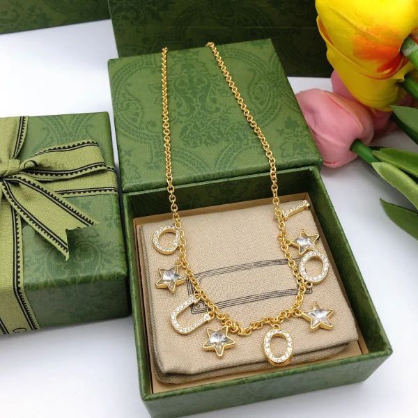 

Pendant Necklace Crystal Letters Star Designer Jewelry for Women Butterfly Retro Vintage Plated Gold Chain Necklaces Mens Enamel Pearl Gifts