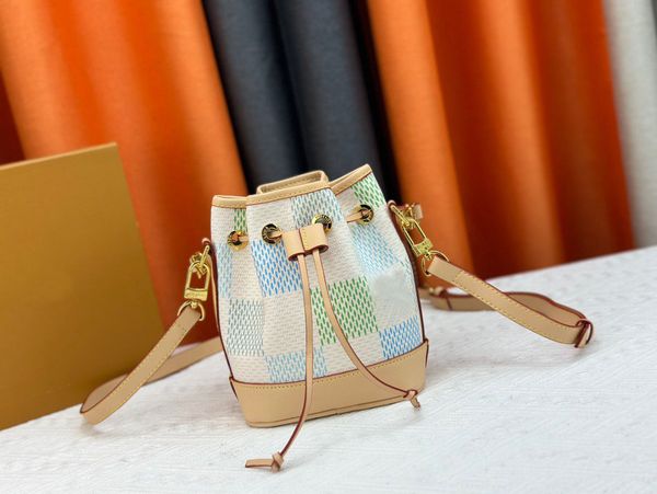 

M81266 Draw a bucket bags New designer tote bag Genuine leather design shoulder crossbody package messenger packages wallet purse, Pink