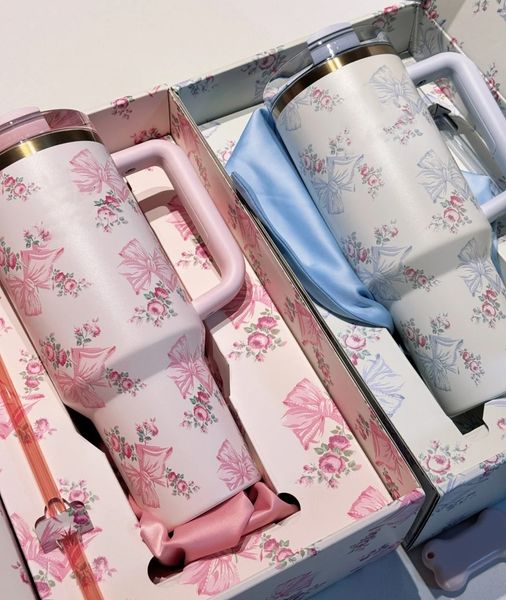 

Beaux Blue Pink Rosa H2.0 New Christmas Gift 40oz Stainless Steel Tumbler Cup with Lid and Bow Straw Stopper, Perfect for Valentine's Day Gifts, Multi-color