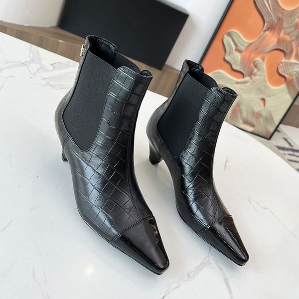 

Fashion Outdoor Casual Shoes Designer Classic Pointed Toe Black Emd/Oil Wax Knight Ladies Battle High Heeled Boots With Dust Bag, Black 1