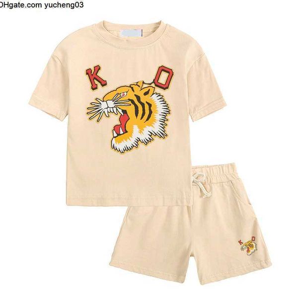 

Stock Kids in T Shirt Summer Baby Clothes Short Seleeve Letter Printed Kid Designer Tees Tops Boys Girls Tshirts Clothing Chidlren Comfortable Casual Sports, Brown