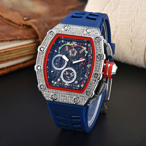 

Hot sale of hollow hollow barrel luxury diamond set six-pin multi-functional men's quartz calendar scanning stopwatch, Bronze