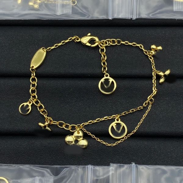 

Designer Bracelets Crystal Charm Bracelet Bangle Men Women 18K Gold Silver Plated High Quality Wedding Party Fashion Jewelry no box
