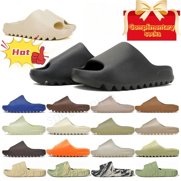 

designer slides sandals casual slippers that can be worn outside Classic fashion breathable star style men woman slider Foam Runner comfortable, White