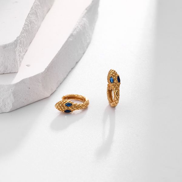 

S925 pure silver small snake zircon earrings, sweet and cute diamond studded earrings, personalized and creative fashionable earrings