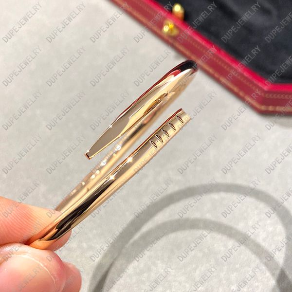 

New Without Box Women Nail Bracelet Celebrity Designer Jewelry Luxury Lover Wedding Anniversary Gift Wholesale Sales Stainless Steel Cuff