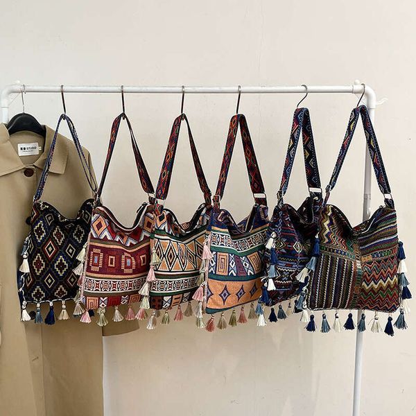 

Large capacity Bohemian tassel 2024 new ethnic style hand-held tote ins single shoulder crossbody bag, Beige