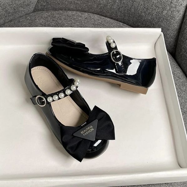 

Soft Girls Mary Janes for Party Wedding Shows Soft Breatheable Simple Kids Fashion Pearls Princess Shoes Hook Loop 240416, Black