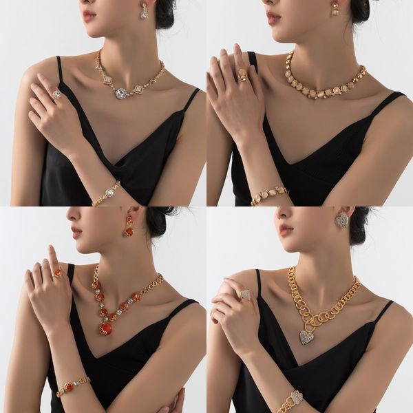 

Fashion jewelry Fashion Jewelry Set Diamond Jewelry Ring Earrings Bracelet Necklace 5-piece Set Banquet Jewelry Dressing Accessories Love Necklace, Mixed colors
