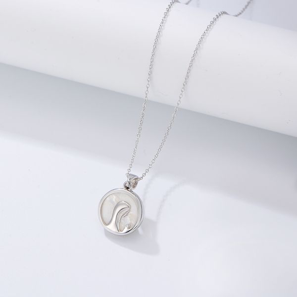

S925 Silver Natural White Shell Religious Prayer Necklace European and American Virgin Mary Portrait Pendant