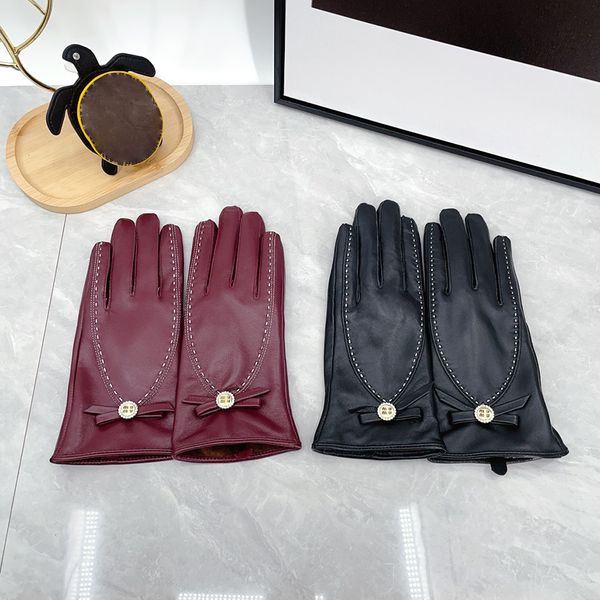 

Designer Men's Alphabet Winter Gloves Warm Luxury Winter Fashion Women's Thick Knitted Gloves Five Finger Anti Cold Touch Screen Connected G