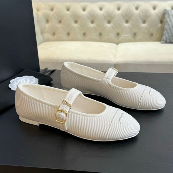 

Ladies Flat Rhombus Striped Ballet Shoes Designer Classic Round Toe Mary Jane Shoes Ladies Fashion Outdoor Casual Shoes Daily Commuting Shoes Dress Shoes, Black
