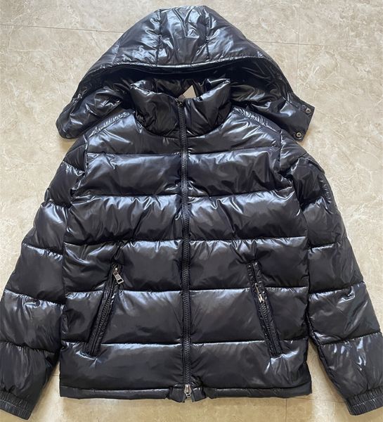 

Men Designer Jacket Men Down Jacket Black Men Plus Size Fluffy Puffer Parka NFC Scanning Winter Jacket with White Duck Filling for Cold Weather Streetwear Coat, V1-black matt