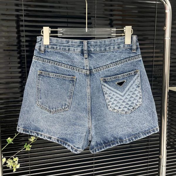 

womens shorts jeans PPR Embroidered logo design back pocket Metal Triangle Decorative Denim Shorts Womens High Waist high quality, Blue