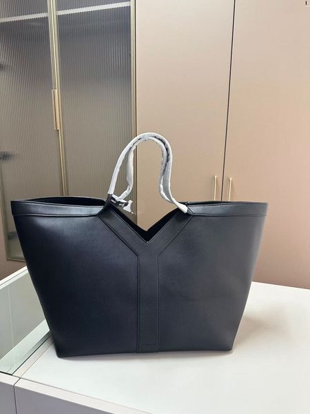 

2024 aaaaa Tote bag Cosmetic Bags & Cases Handbag Luxury Women's Fashion Bag Fashion Steam Engine Classic Hand Shoulder Diagonal Straddle Bag Shopping Bag, White