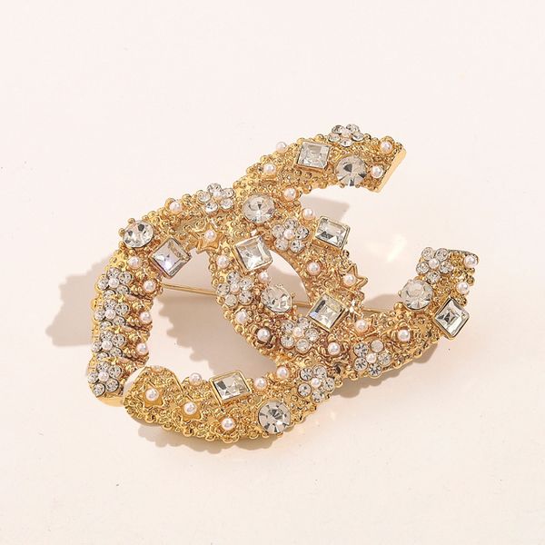 Women Designer Brand Letter Brooches Gold Plated Steel Seal High Quality Jewelry Brooch Pin Marry Christmas Party Gift Accessorie 1670