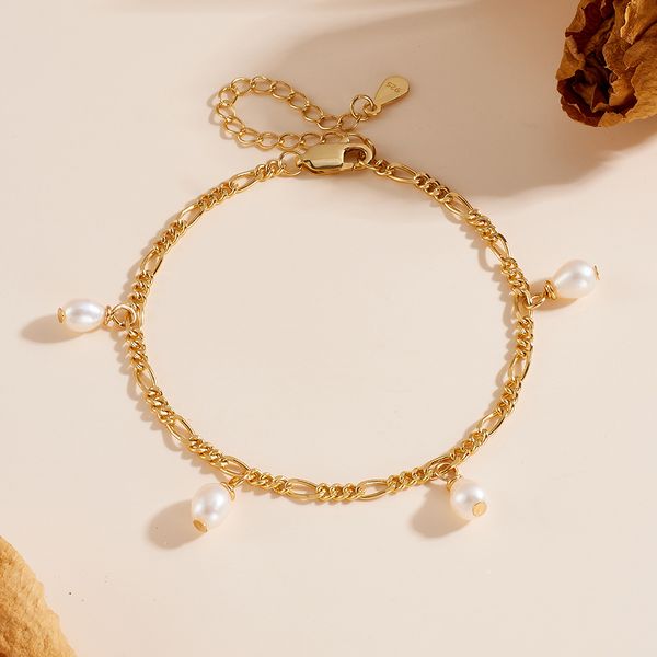 

Fashionable and elegant natural cultured pearl bracelet s925 pure silver plated 18K gold women's jewelry bracelet