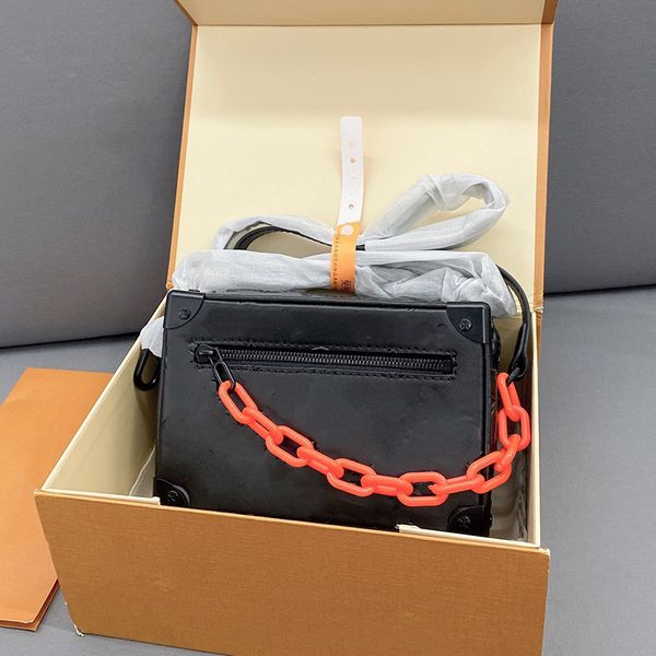 

Mini Soft Trunk Chain Emed Square Unisex Crossbody Bag Small Case with Box, Black