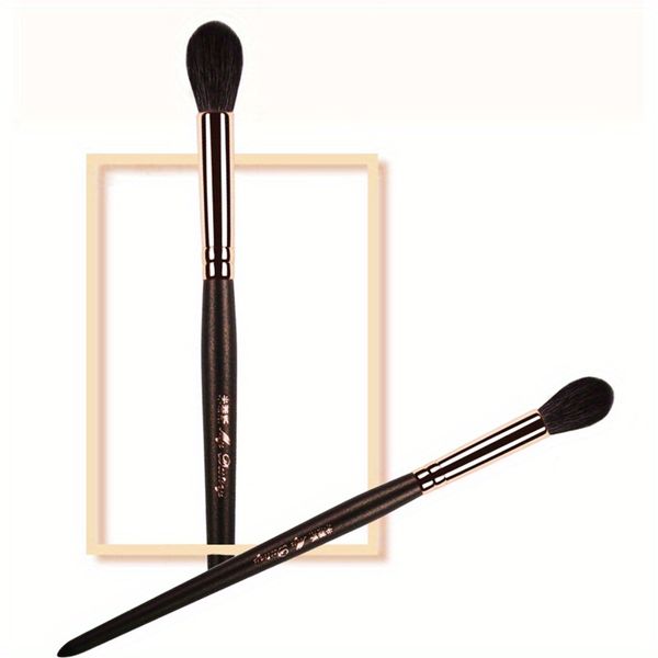 

PRO Tapered Eye Blending Makeup Brush 028 Eyeshadow Nose Shading Blend Cosmetic Brush Tool, Tapered blending brush