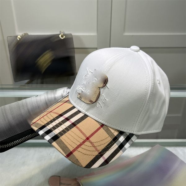 

Luxury ball caps Designer hats beanie classical b famil design High Fashion canvas Baseball Cap with Metallic Accents brand, Black