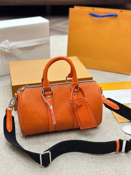 

2024 New bright orange High quality luxury elegant party fashion hand cross body single shoulder business travel leisure bag
