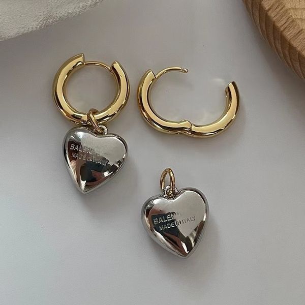 

Heart Dangle Earrings for Women Luxury Fashion Designer Earrings Exquisite Premium Metal Heart Earrings Holiday Gift