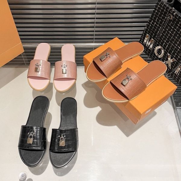 Designers Slippers For Women Flats Platform Leather Slides Ladies Rubber Mules Sandals Beach Shoes Loafers Flip Flops Shoes Slide