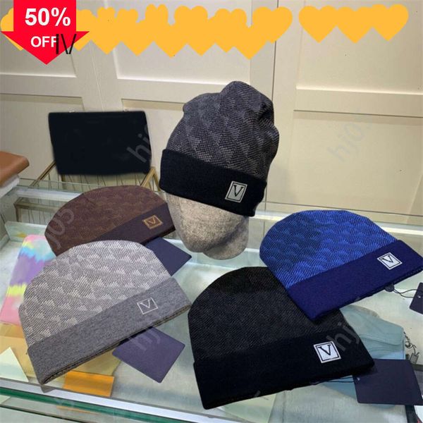 

Plaid designer beanie designer hats for men knitted bonnets winter hat fall thermal skull cap ski travel classical luxury beanies brown black grey keep warm5331s, 4#