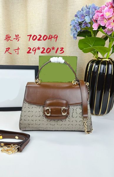 

Stylish classic tote bag Single shoulder crossbody bag Leather leather shoulder bag Detachable shoulder strap available in two sizes 702049, Black