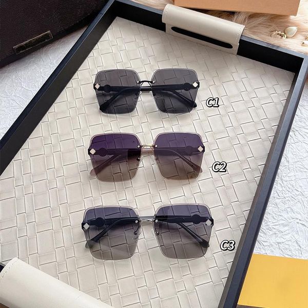 

Women's Beach Sunglasses Designer Summer Traveling Eyeglasses Fashion Party Glasses 3 Colors