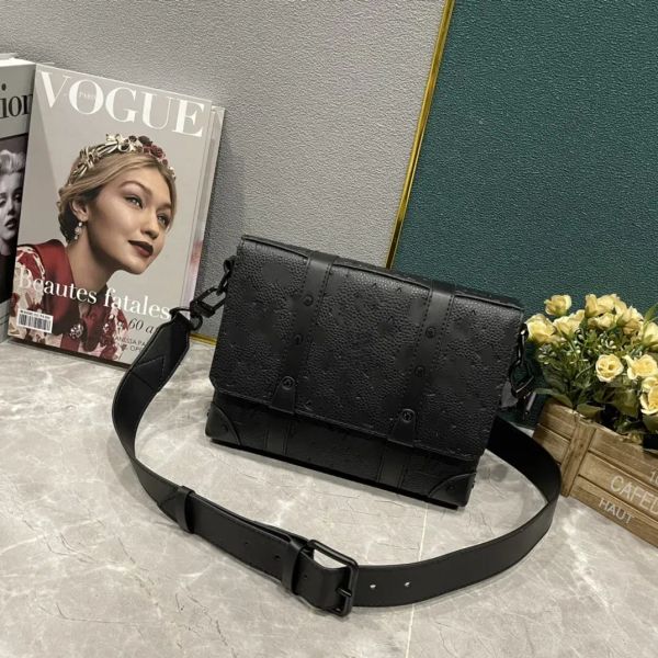 

Luxury designer men and women Messenger bag bagsmatte black color small classic handbag box suitable for daily life fashion all-match should