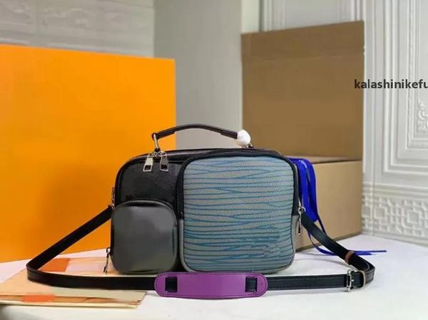 

5A2022 Fashion Bags Luxury Designers Women School Bags Classic Student Bucket Bag Printed Embossed Flowers with Letter Tag, Brown plaid