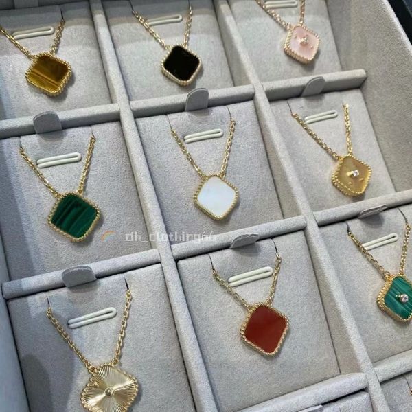 

Clover Four-leaf Necklace Pendant Classic Mother of Pearl personality fashion Lucky stainless steel plated women girls Valentines Day engagement jewels