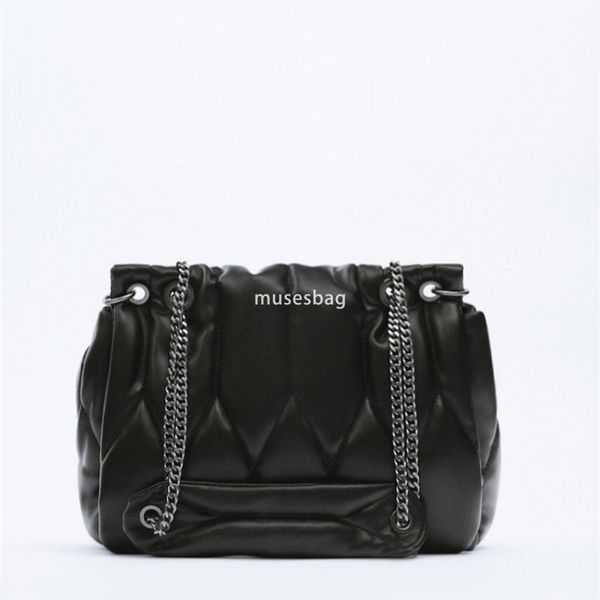 

Spring New Women's Bag Black Chain Stitching Shoulder Bag Large Capacity Crossbody Bag Premium Korean Handbag Commuter Women's Bag