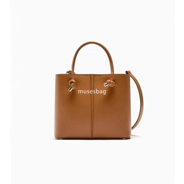 

High end Korean niche texture handbag summer new single shoulder bag casual and versatile crossbody bag commuting bag, Light green