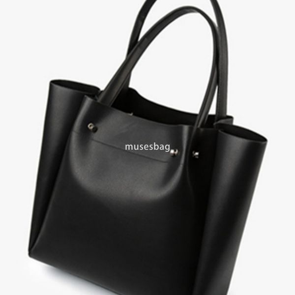 

Commuter women's bag for office workers student party new large capacity shopping bag high-end feel portable large bag single shoulder tote bag versatile travel bag, White